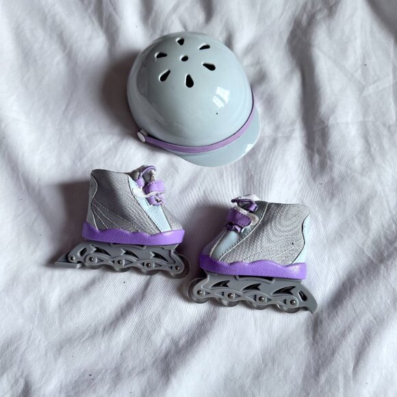 GUC American Girl Doll Clothes & Accessories Lot #2 - Picture 5 of 10